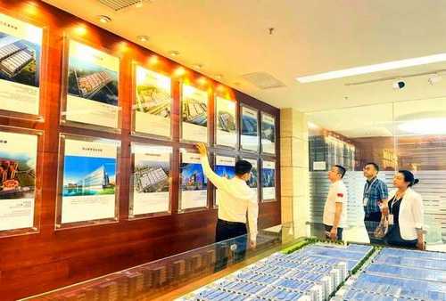 阳江彩色亚克力镜工厂